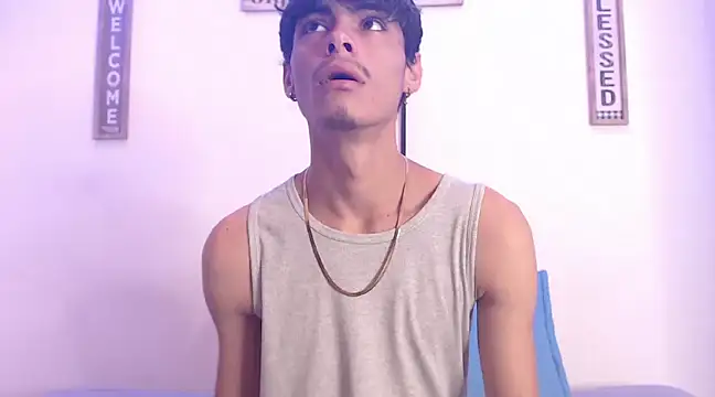 harrytomson 1 online show from February 23, 2025, 10:42 pm