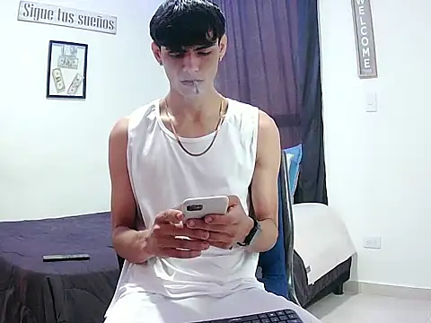 harrytomson 1 online show from November 30, 2025, 1:45 pm