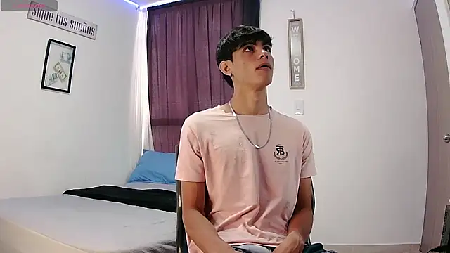 harrytomson 1 online show from October 1, 2025, 4:33 pm