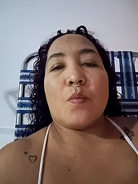 Snapshot of cougar_town chatting on December 4, 2025, 10:53 pm cougar town online show from December 4, 2025, 10:53 pm