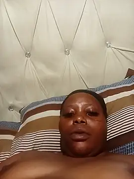 Feliciaxxxxx online show from April 4, 2026, 6:47 pm