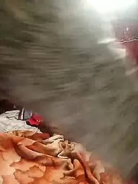 Feliciaxxxxx online show from April 13, 2026, 3:05 pm