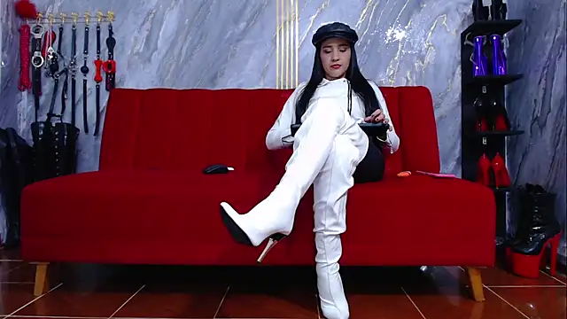 KatyMore  online show from July 14, 2026, 8:15 pm
