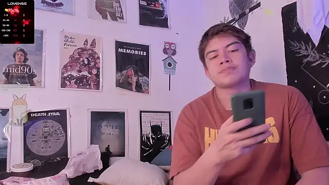 hothoneychile online show from January 10, 2025, 2:46 am