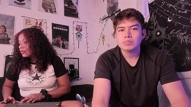 hothoneychile online show from October 12, 2025, 3:57 pm