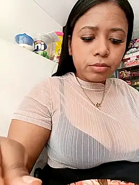 Snapshot of cindy_damm chatting on November 5, 2025, 6:55 pm cindy damm online show from November 5, 2025, 6:55 pm