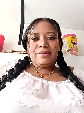 Snapshot of cindy_damm chatting on November 18, 2025, 6:55 pm cindy damm online show from November 18, 2025, 6:55 pm