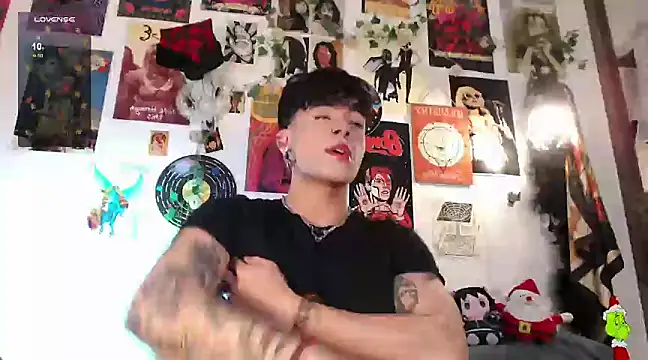 Mathew stardust online show from December 28, 2024, 2:33 am