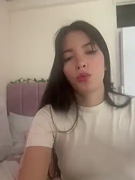 annaharper- online show from December 15, 2024, 10:07 am