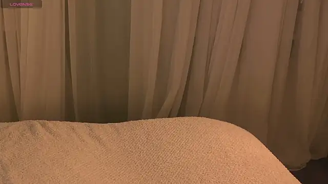 Snapshot of SunnyRisha chatting on November 7, 2025, 5:12 am SunnyRisha online show from November 7, 2025, 5:12 am