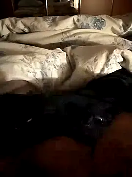 Snapshot of user_662 chatting on December 22, 2025, 2:28 pm user 662 online show from December 22, 2025, 2:28 pm