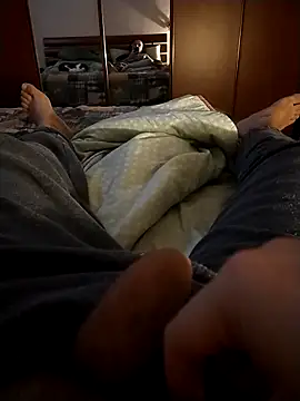 Snapshot of user_662 chatting on November 18, 2025, 10:45 pm user 662 online show from November 18, 2025, 10:45 pm