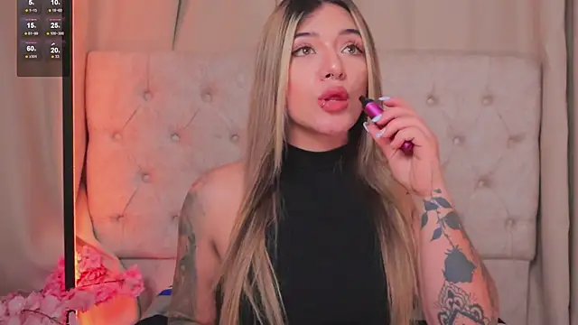 Snapshot of ashleyvalirya chatting on March 4, 2025, 6:47 am ashleyvalirya online show from March 4, 2025, 6:47 am