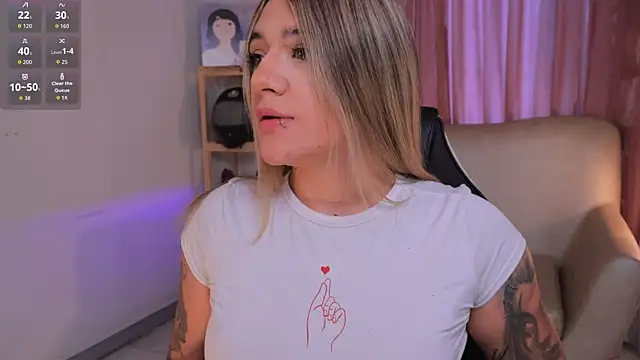 Snapshot of ashleyvalirya chatting on September 30, 2025, 8:37 pm ashleyvalirya online show from September 30, 2025, 8:37 pm