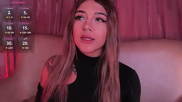 ashleyvalirya online show from January 16, 2026, 4:16 am