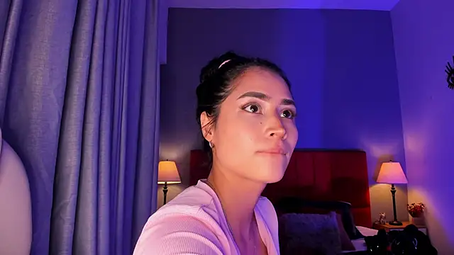 Snapshot of Giovanna_oliveira chatting on October 25, 2025, 6:01 am Giovanna oliveira online show from October 25, 2025, 6:01 am