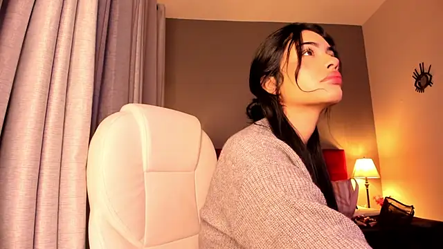 Snapshot of Giovanna_oliveira chatting on November 15, 2025, 4:05 am Giovanna oliveira online show from November 15, 2025, 4:05 am