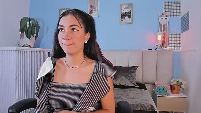 Snapshot of lyzzi_smith01 chatting on January 25, 2025, 1:30 pm lyzzi smith01 online show from January 25, 2025, 1:30 pm
