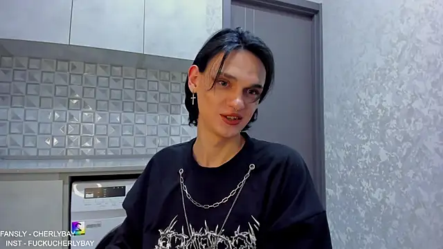 CHERLYBAY online show from December 1, 2025, 8:53 pm