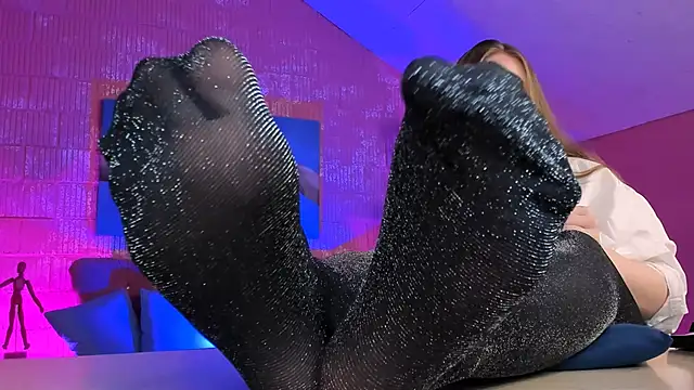 Snapshot of footfetish_baby chatting on November 21, 2025, 8:35 am footfetish baby online show from November 21, 2025, 8:35 am