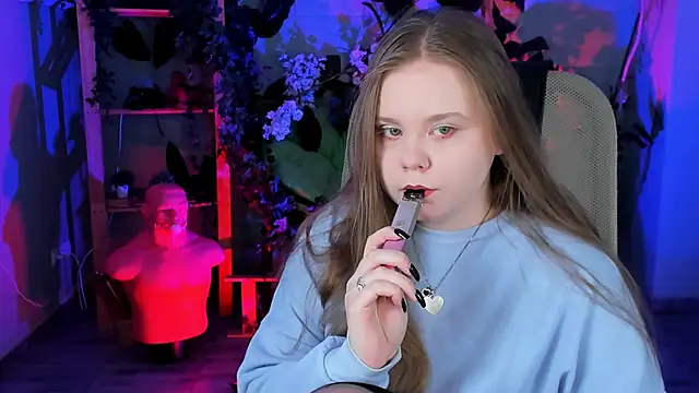 Snapshot of footfetish_baby chatting on February 28, 2026, 4:17 pm footfetish baby online show from February 28, 2026, 4:17 pm