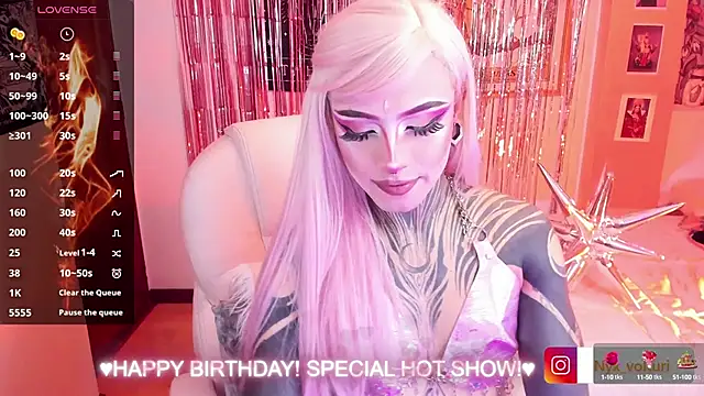 Snapshot of Nyx_volturi chatting on December 11, 2024, 2:09 am Nyx volturi online show from December 11, 2024, 2:09 am