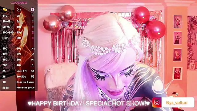 Snapshot of Nyx_volturi chatting on December 7, 2024, 2:36 am Nyx volturi online show from December 7, 2024, 2:36 am