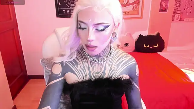 Snapshot of Nyx_volturi chatting on February 1, 2025, 2:16 am Nyx volturi online show from February 1, 2025, 2:16 am