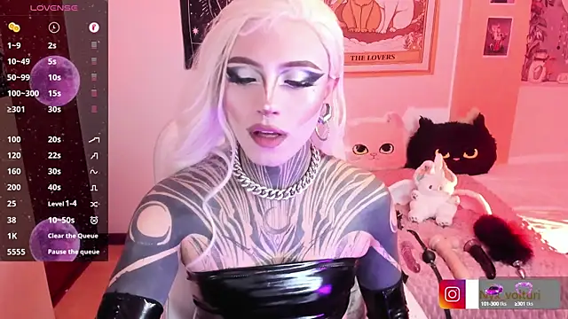 Snapshot of Nyx_volturi chatting on March 4, 2025, 1:34 am Nyx volturi online show from March 4, 2025, 1:34 am