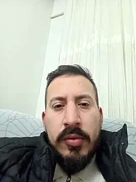 Snapshot of Karizmatikman chatting on March 12, 2026, 5:17 pm Karizmatikman online show from March 12, 2026, 5:17 pm