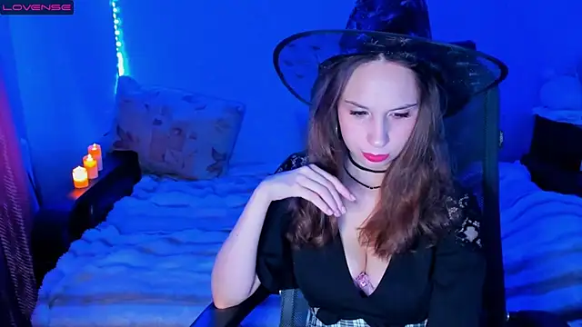 Snapshot of Traneba chatting on October 30, 2025, 5:50 am Traneba online show from October 30, 2025, 5:50 am