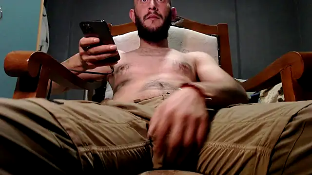 hardbigcock16 online show from December 5, 2025, 6:39 pm