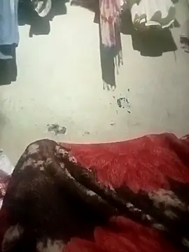 M-POONAM1234 online show from November 13, 2025, 8:13 pm