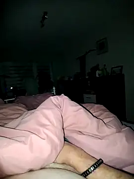 Snapshot of schlonzi81 chatting on November 24, 2025, 10:32 pm schlonzi81 online show from November 24, 2025, 10:32 pm