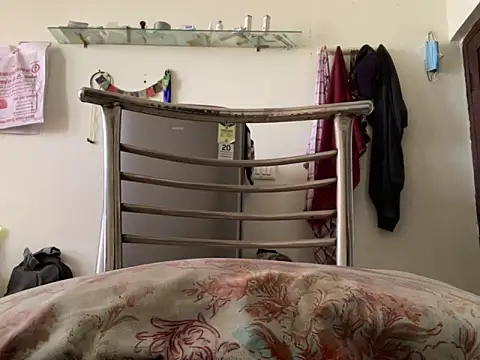 JOJO xxx 123 online show from September 18, 2025, 9:45 am