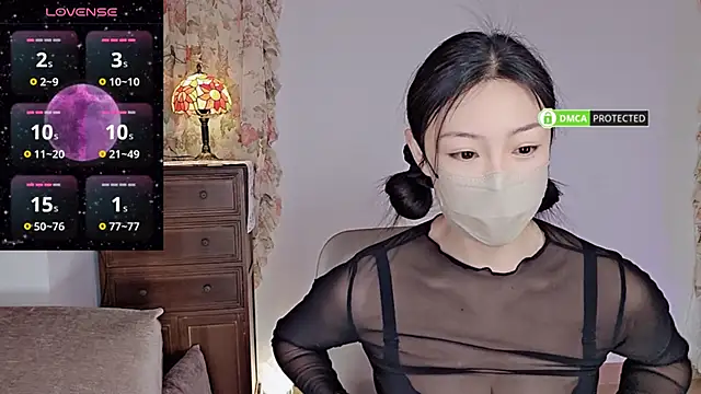 L-Moonlight online show from January 1, 2025, 6:26 am