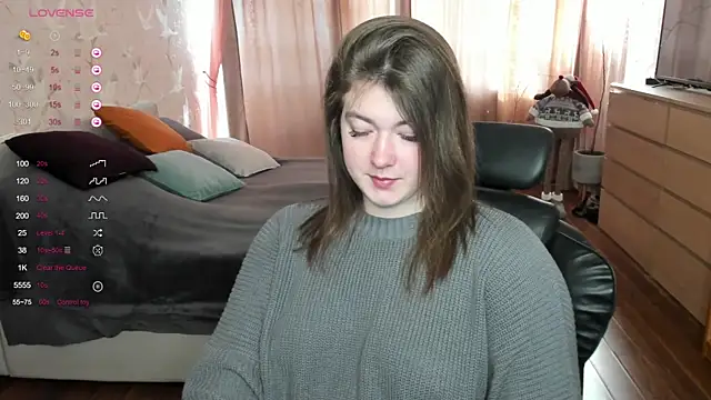 Snapshot of Katherine_crafty chatting on February 24, 2025, 5:22 am Katherine crafty online show from February 24, 2025, 5:22 am