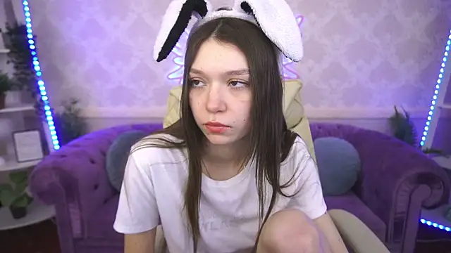 Snapshot of Cherry_Wipe chatting on February 25, 2025, 1:43 pm Cherry Wipe online show from February 25, 2025, 1:43 pm