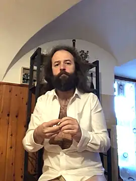 lostile8 online show from December 5, 2024, 2:39 pm