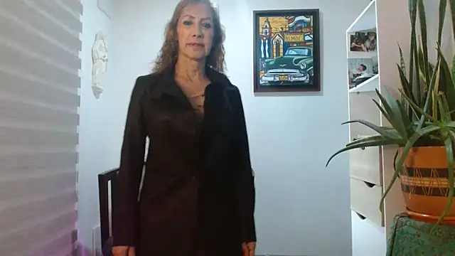 Canelita28 online show from May 19, 2026, 1:10 am