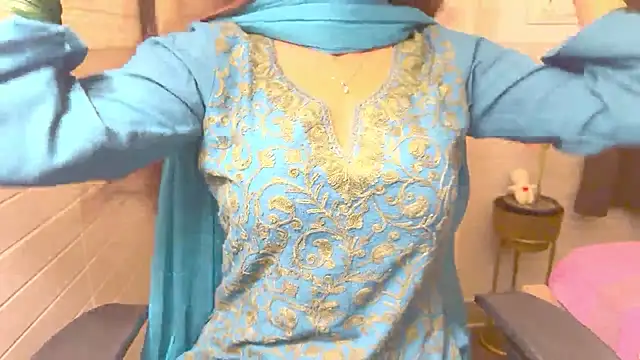 Snapshot of Your_Sassy_Goddess chatting on March 18, 2025, 4:39 pm Your Sassy Goddess online show from March 18, 2025, 4:39 pm