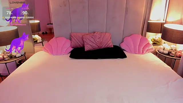 Snapshot of NatalyThorn88 chatting on January 6, 2026, 6:28 am NatalyThorn88 online show from January 6, 2026, 6:28 am