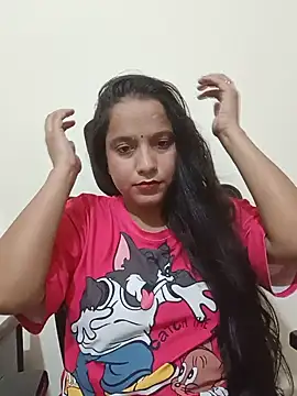 Simran-Kaur143 online show from July 10, 2026, 9:53 am