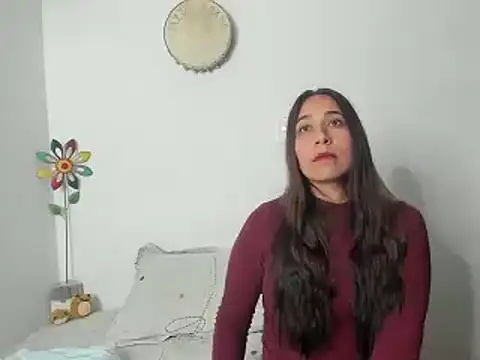 electra hunt online show from December 3, 2024, 11:07 pm