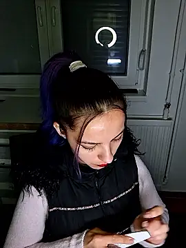 Snapshot of allinqueen chatting on January 9, 2026, 12:17 am allinqueen online show from January 9, 2026, 12:17 am