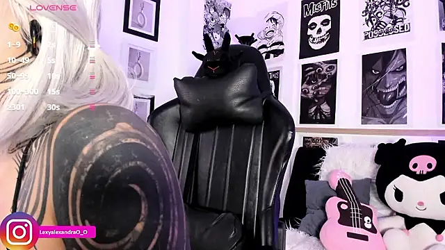 Lexyjoycce online show from January 7, 2026, 9:09 pm