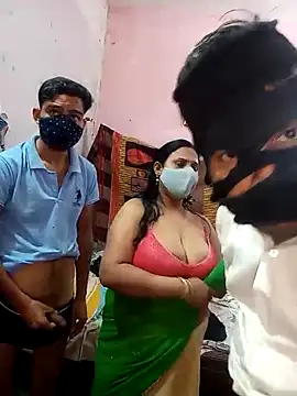 Snapshot of sexy_kaira chatting on March 9, 2025, 5:55 am sexy kaira online show from March 9, 2025, 5:55 am