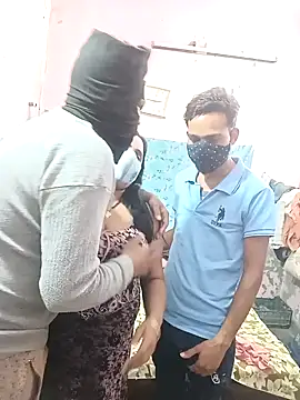 Snapshot of sexy_kaira chatting on February 13, 2025, 9:20 am sexy kaira online show from February 13, 2025, 9:20 am