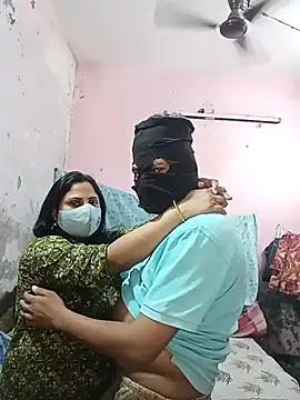 Snapshot of sexy_kaira chatting on March 18, 2025, 5:02 am sexy kaira online show from March 18, 2025, 5:02 am