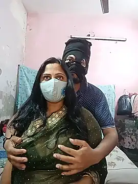 Snapshot of sexy_kaira chatting on March 19, 2025, 5:17 pm sexy kaira online show from March 19, 2025, 5:17 pm